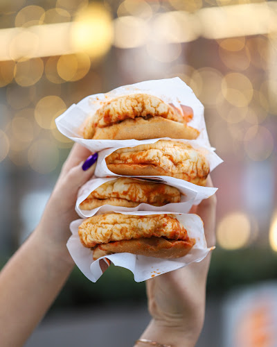 Katip Mustafa Çelebi, Sıraselviler Cd. No:2/C, 34433 Beyoğlu/İstanbul