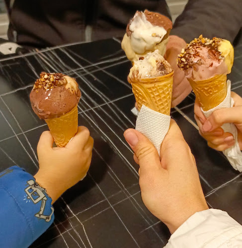 Göynüklü Ömer Usta Dondurmaları Bosna Caddesi - Gastronomi ve konaklama