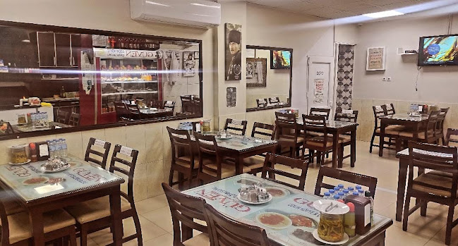 Güven Odun Kofte & Corba Salonu Salihli Odun Köfte - Gastronomi ve konaklama