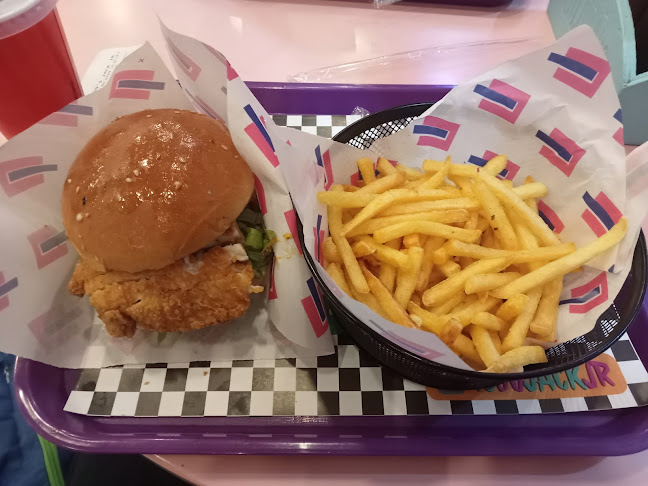 Opinii despre Birdies Fried Chicken Talas în Talas - Gastronomi ve konaklama