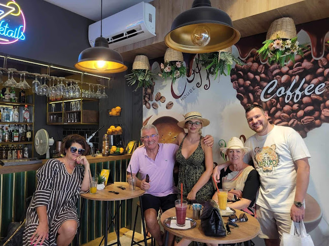 Coffee Mood No:50 & Çeşme - Gastronomi ve konaklama