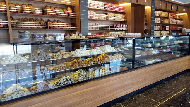 Uludağ Unlu Mamülleri & Cafe - Aksu