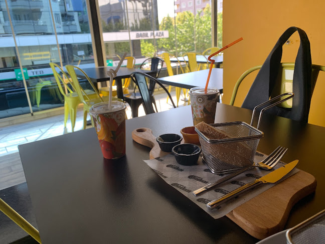 Opinii despre Chikers fast food în Batman Merkez - Gastronomi ve konaklama