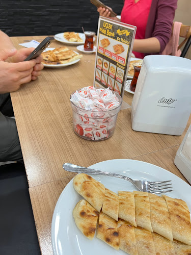 Karadeniz Pide Salonu - Gastronomi ve konaklama