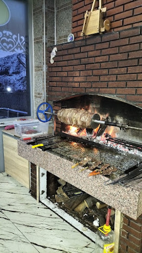 Opinii despre Hacı Baba Cağ Kebap în Oltu - Gastronomi ve konaklama
