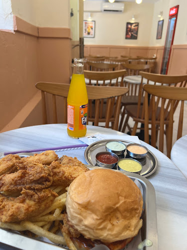 Comentarii opinii despre Juste Fried Chicken