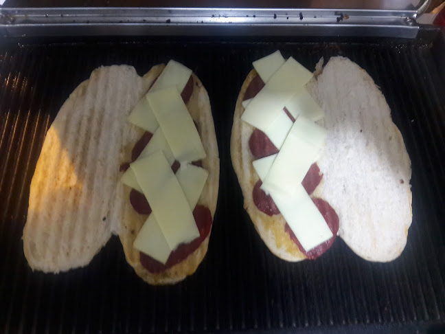 Comentarii opinii despre ERİKLİLİLER Kiraathanesi