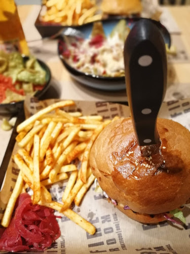 Maslak, Dereboyu 2 Cd, 34398 Sarıyer/İstanbul