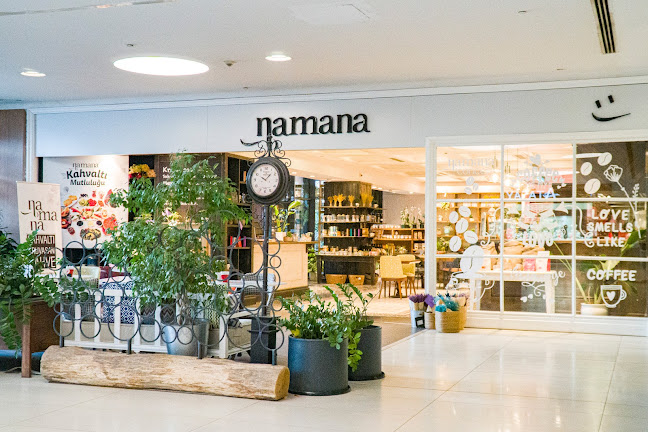 Namana Cafe