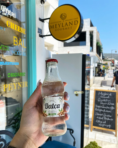 Meyland Gourmet Wine & Deli - Gastronomi ve konaklama