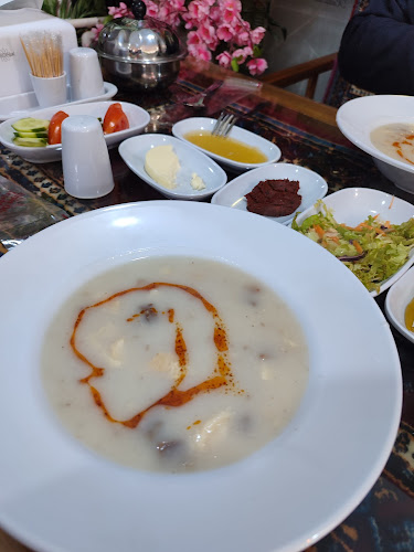 Opinii despre Beyaz Saray Restorant Kebap & Çorba în Amasya Merkez - Gastronomi ve konaklama