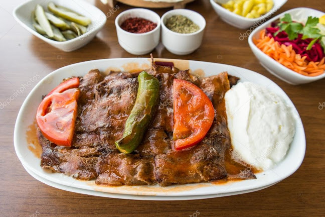 Opinii despre Numan Usta Döner ve Kebap în Afyonkarahisar - Gastronomi ve konaklama