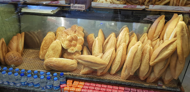 Opinii despre Merkez Unlu Mamülleri în Rize - Gastronomi ve konaklama