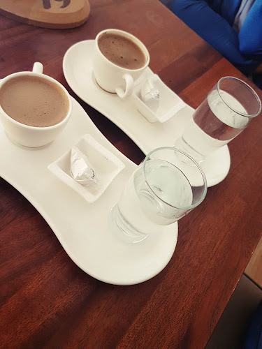 Cezvehane Cafe & Fastfood - Gastronomi ve konaklama