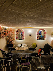 Cezvehane Cafe & Fastfood