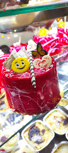 Comentarii opinii despre Ahmetoğlu Ekmek Pasta