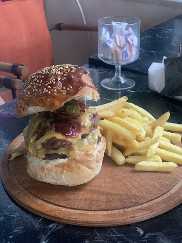 My Secret Pizza & Burger - Gastronomi ve konaklama