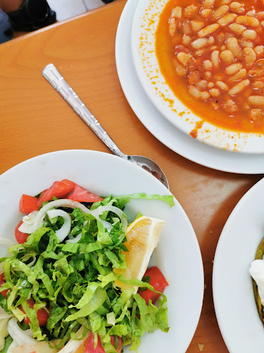 Küçük Han Lokantası - Gastronomi ve konaklama