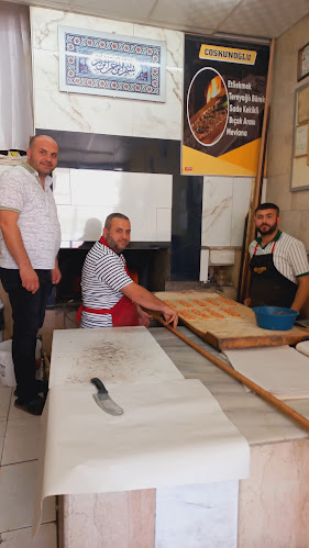 Comentarii opinii despre Coşkunoğlu Etli Pide Salonu