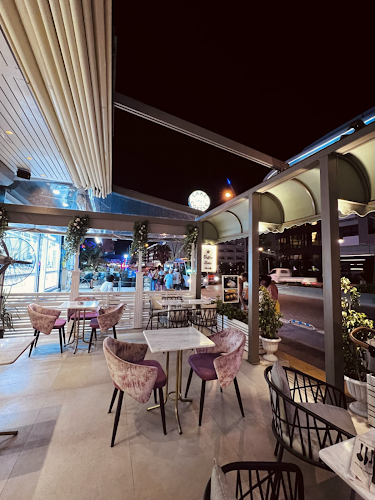 Emy's Cake and Coffee - Gastronomi ve konaklama