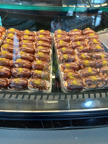 Buhara unlu mamülleri - Gastronomi ve konaklama