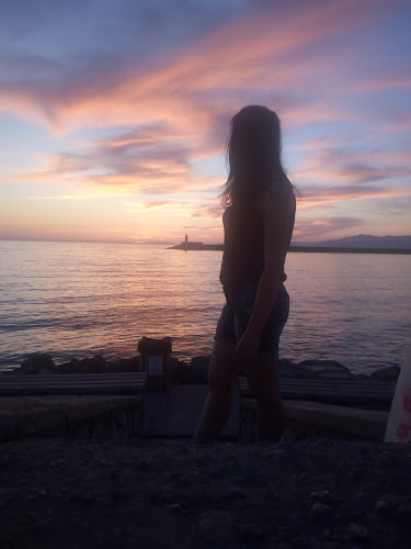 Kuşadası Clup Bar - Gastronomi ve konaklama