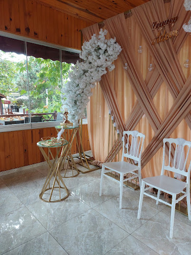 Comentarii opinii despre LEZZET BAHÇESİ ET DÖNER