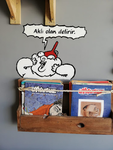 Karikatür Cafe - Gastronomi ve konaklama