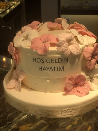 Comentarii opinii despre Pera Villa