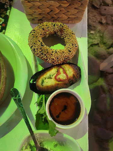 Ela Meyhane - Ayvalık