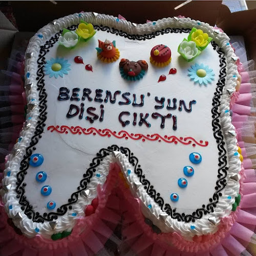 Akdeniz Pastanesi 2 - Gastronomi ve konaklama