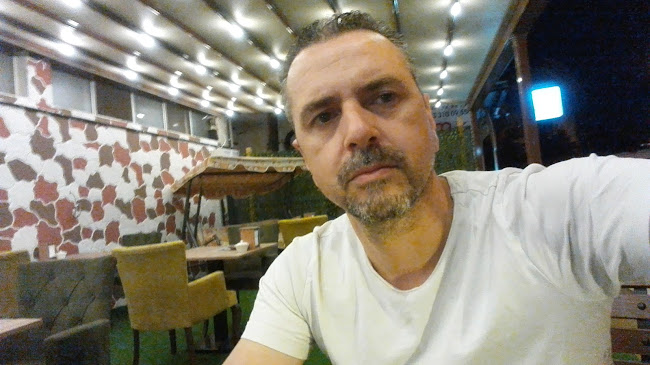 Garage Fastfood - Gastronomi ve konaklama