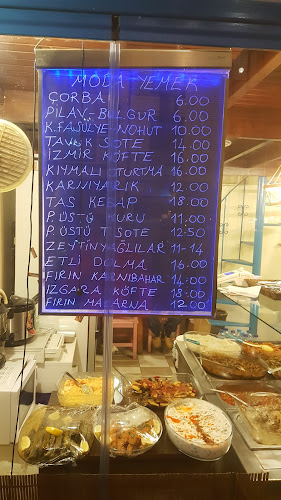 Opinii despre Moda Yemek în Kadıköy - Gastronomi ve konaklama