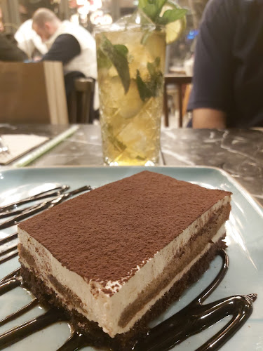 Fatih Sultan Mehmet, meydan avm, 34771 Ümraniye/İstanbul