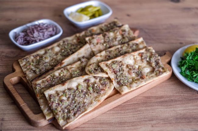 Karatepe Mah. Ahmet Yesevi Cad. Akbay Sitesi Altı No: 35/A, 66100 Yozgat Merkez/Yozgat