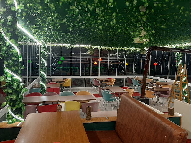 Kervansaray CAFE Mogan GÖLÜ(Karadeniz sofrası)