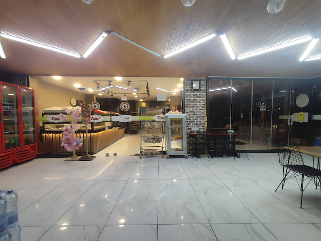 Opinii despre Firini By Simit în Ceyhan - Gastronomi ve konaklama