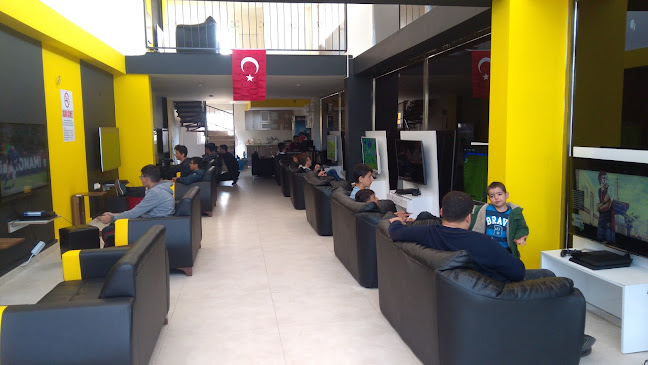 Opinii despre Black Gamer PlayStation în Döşemealtı - Gastronomi ve konaklama