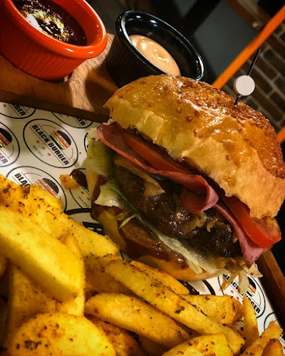 Comentarii opinii despre Black Burger Pizza