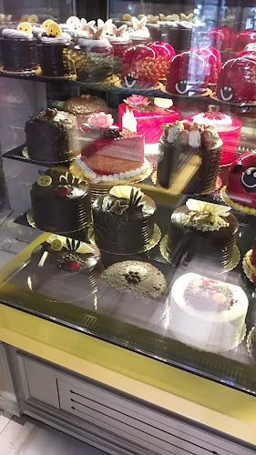 Opinii despre Kestel Merkez Pastanesi în Kestel - Gastronomi ve konaklama