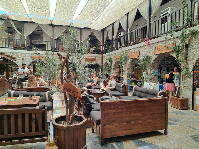 HACI MOLLA HAN - Gastronomi ve konaklama