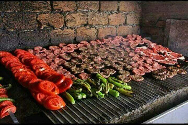 Karavana Köfte & Piyaz ve Ev Yemekleri - Muratpaşa