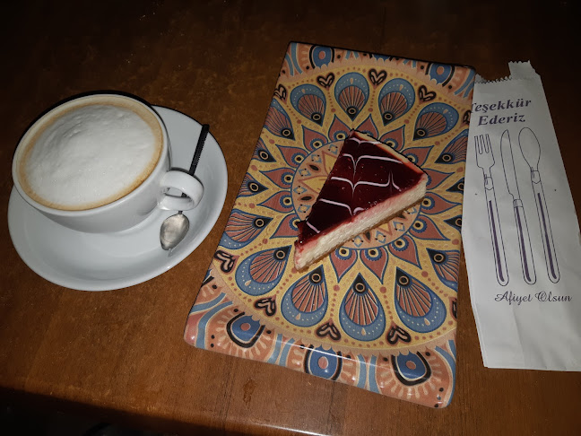 Opinii despre Gençlik Cafe în Manisa - Gastronomi ve konaklama