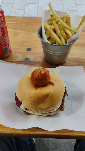 Opinii despre Arca Burger în Beşiktaş - Gastronomi ve konaklama