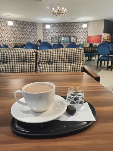 Lüks Pastanesi - Gastronomi ve konaklama