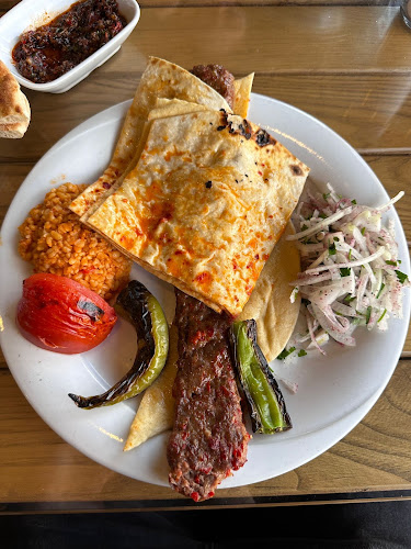 Opinii despre Artemis Restaurant în Bodrum - Gastronomi ve konaklama