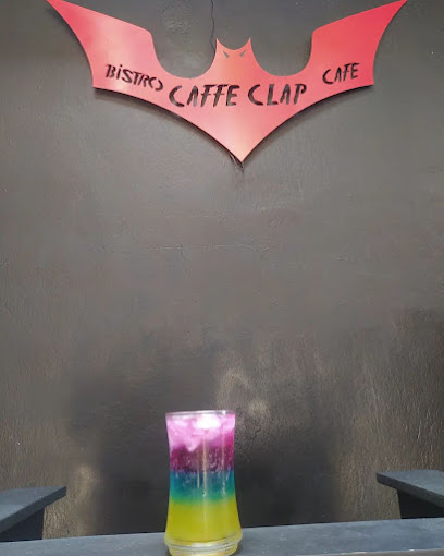 CAFE CLAP
