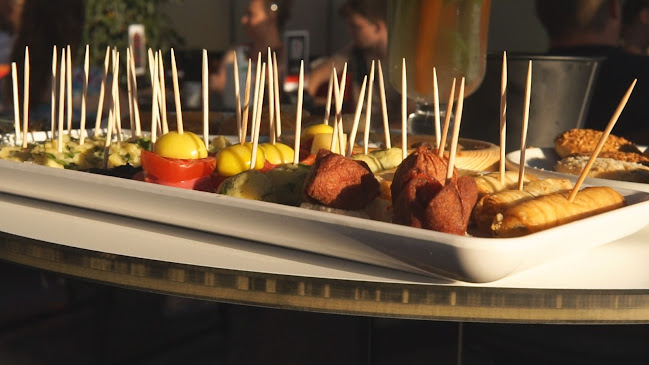 Opinii despre LEGON Co. CAFE-PUB-RESTAURANT în Kuşadası - Gastronomi ve konaklama