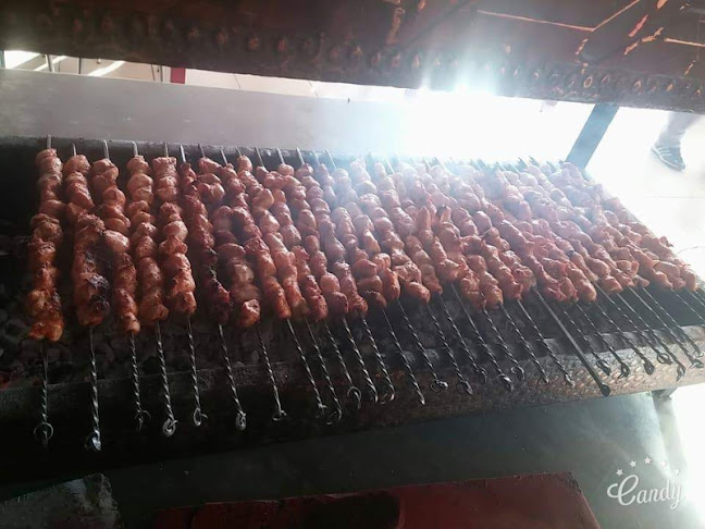 Derecik Merkez Et Balik Döner Lokantasi