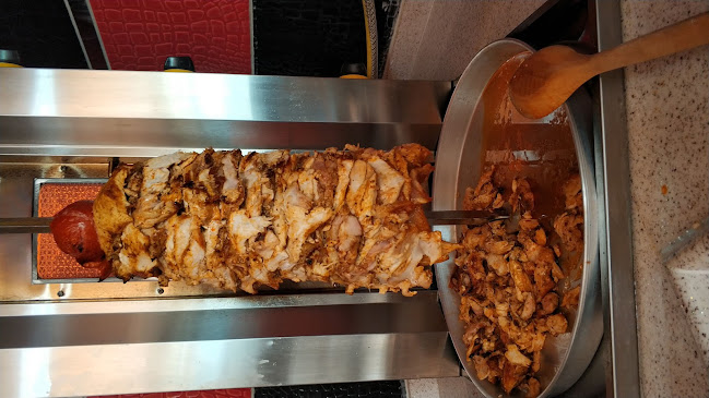 Cansın Döner Köfte Kokoreç Salonu - Gastronomi ve konaklama